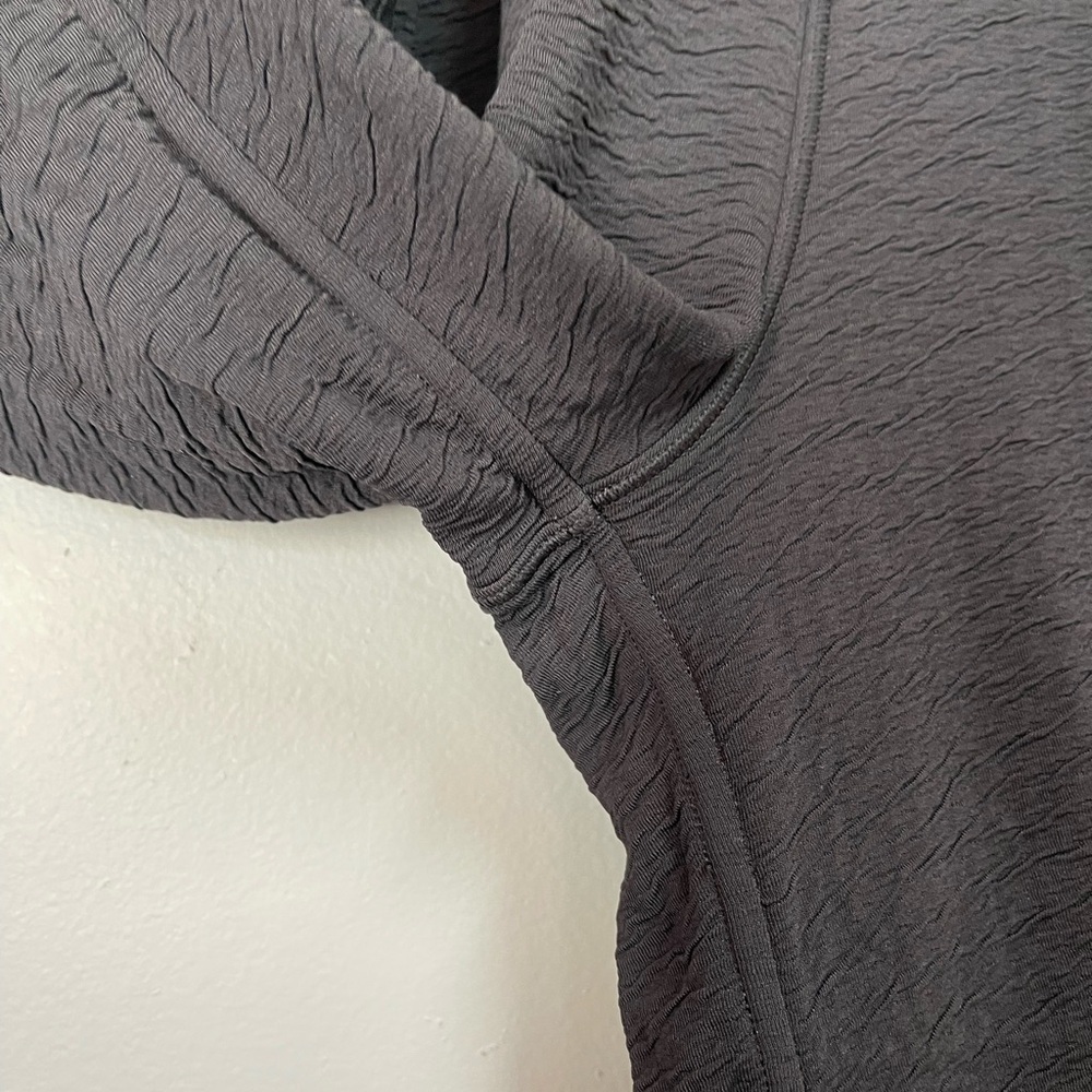 Lululemon Can You Feel The Pleat Crop - Picture 5 of 8